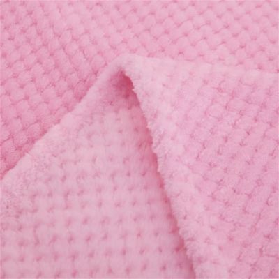 couverture-pour-chien-coton-rose-plier