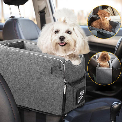 siege-auto-chien-gris-accoudoire